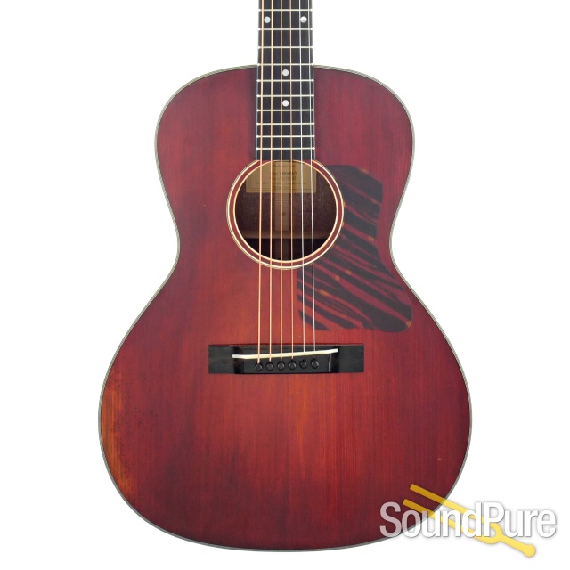 Eastman E10OOSS/V Adirondack/Mahogany Acoustic #M2350142 — image 1