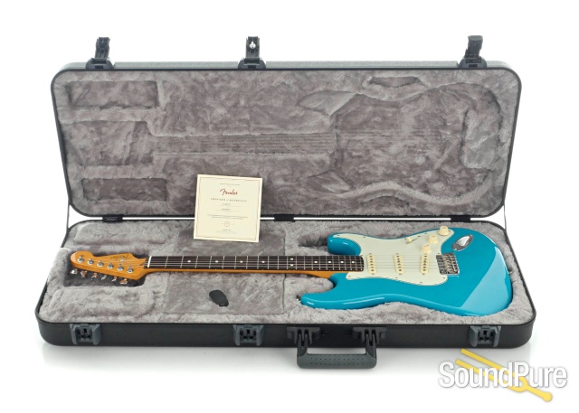 Fender AM Pro II Stratocaster Guitar #US22089991 - Used — image 6