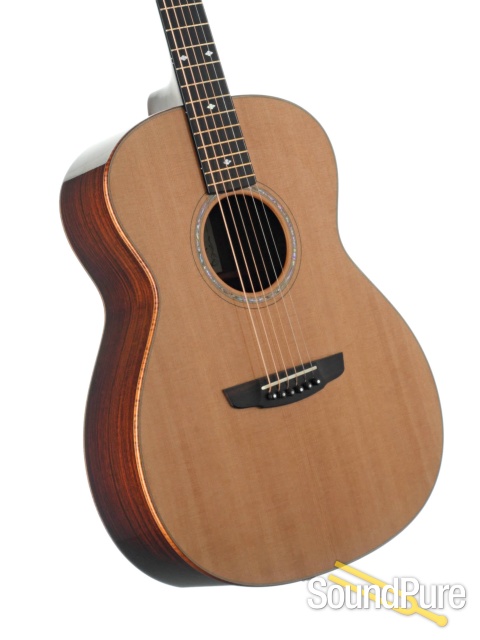 Goodall Grand Concert Acoustic Guitar #RGC6650 - Used — image 2