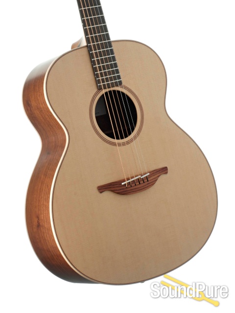 Lowden O-21 Sitka/Walnut Acoustic Guitar #27107 — image 2