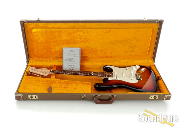Fender CS '60 Reissue Stratocaster Guitar #CN400510 - Used — image 6