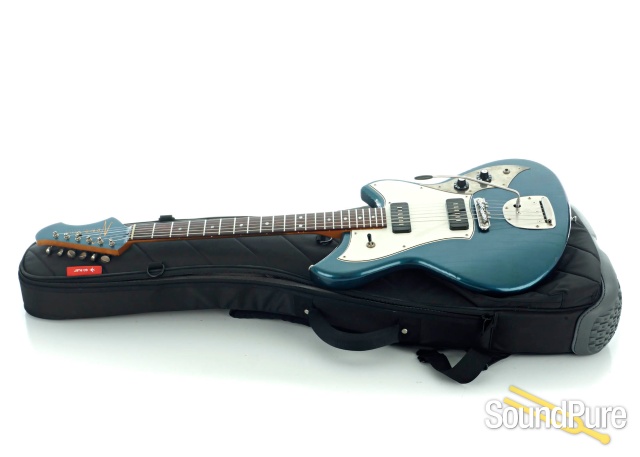 Novo Serus J Metallic Blue Electric Guitar #23279 - Used — image 4