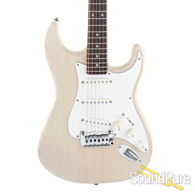 G&L Fullerton Deluxe Legacy Guitar #CLF1906064 - Used — image 1