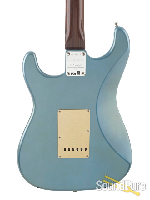 Fender CS Stratocaster Electric Guitar #CZ561275 - Used — image 5