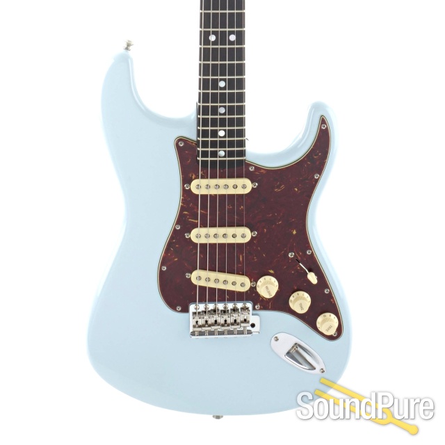 Fender CS Empire '67 Stratocaster Guitar #CZ562685 - Used — image 1