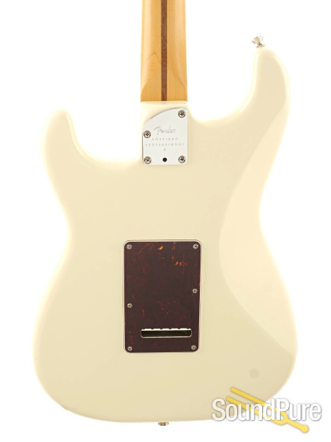 Fender Am Pro II Olympic White Strat #US210105908 - Used — image 6