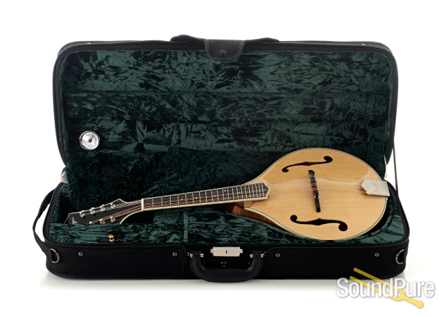 Bourgeois M5A Mandolin #M2301009 — image 5