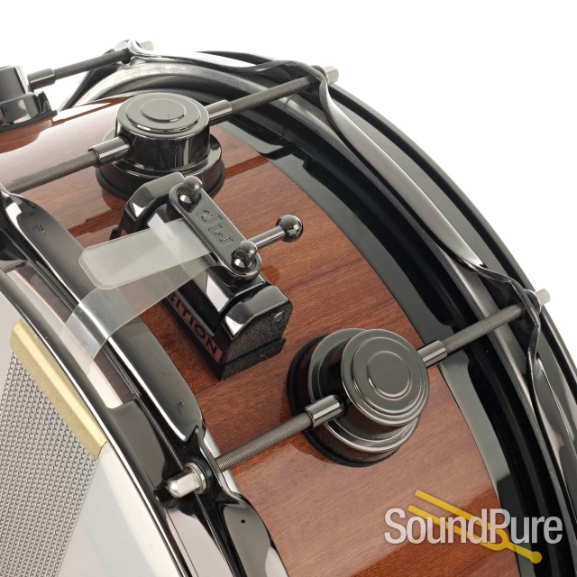 DW 6x14 Collector's Top Edge Maple/Mahogany Snare Drum — image 2