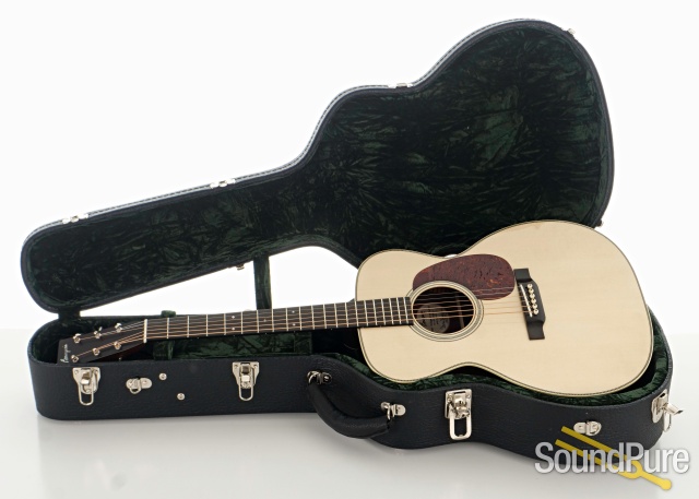 Bourgeois 000 Vintage LE 11 of 20 Acoustic Guitar #10238 — image 2