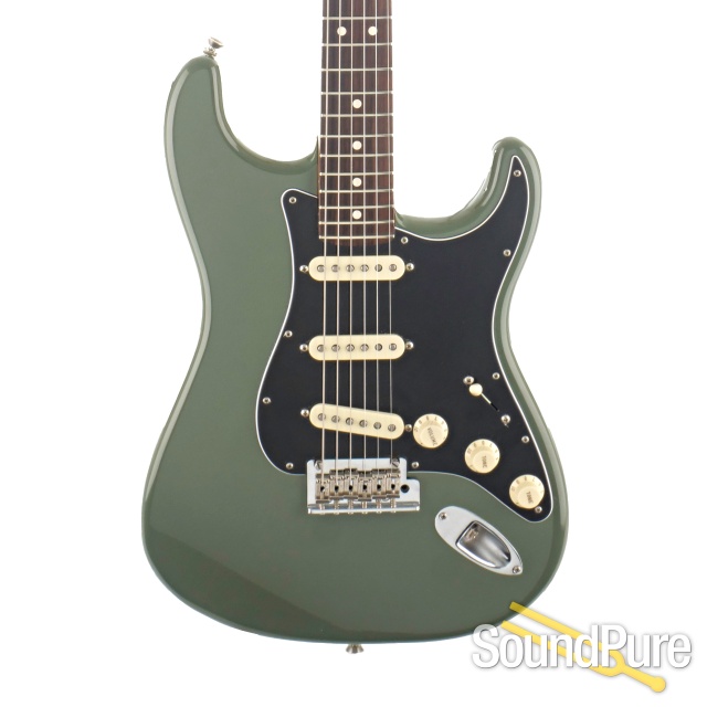 Fender Am Pro Stratocaster Guitar #US17115761 - Used — image 1
