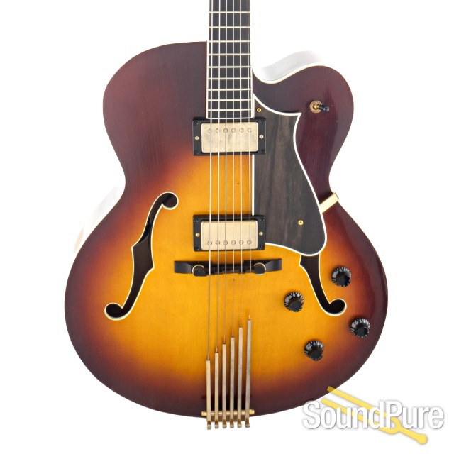 Heritage Eagle Classic Artisan Aged Guitar #AK12107 - Used — image 1