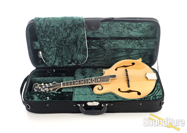 Bourgeois M5-F Aged Tone F-Style Mandolin #M2309059 — image 3