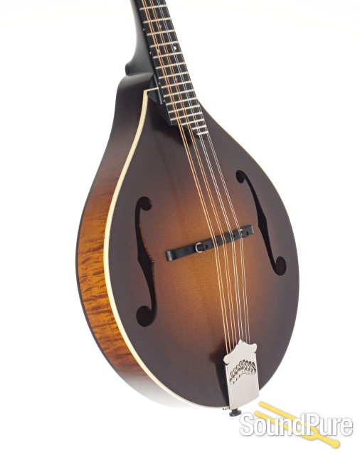 Collings MT Mandolin w/ Ivoroid Binding Sunburst #A4576 — image 2