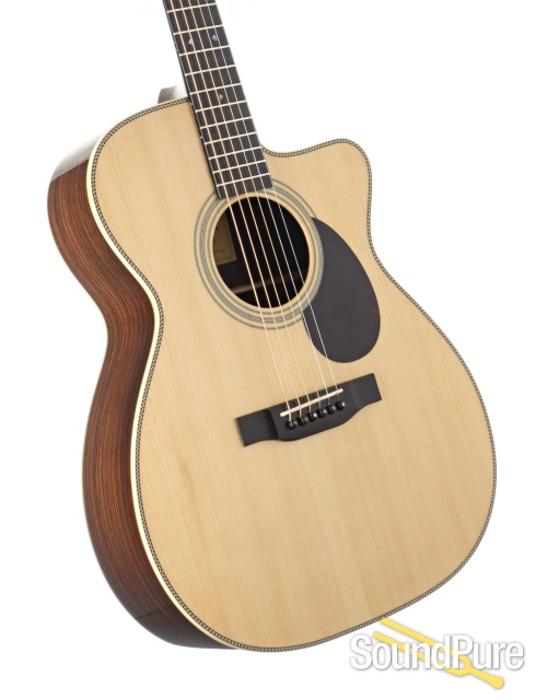 Eastman E20OM CE Acoustic Guitar #14755665 - Used — image 2