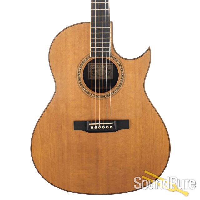 Larrivee C-09 Acoustic Guitar #091483* - Used — image 1