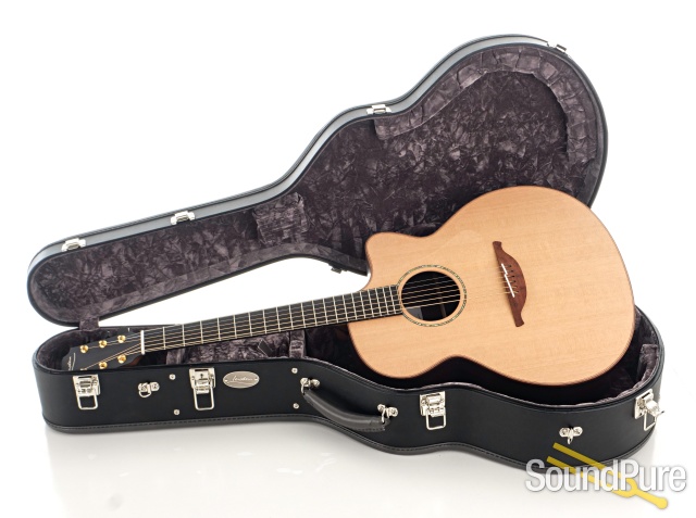 Lowden O-35c Cedar/Rosewood Acoustic Guitar  #27575 — image 5