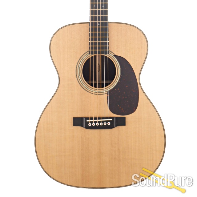 Martin 000-28 Modern Deluxe Acoustic Guitar #2477053 - Used — image 1