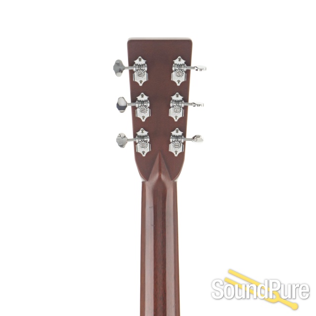 Martin HD-28V Acoustic Guitar #707740 - Used — image 6