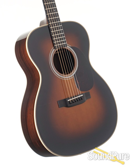 Martin 000-28 Sunburst Acoustic Guitar #2455061 - Used — image 2