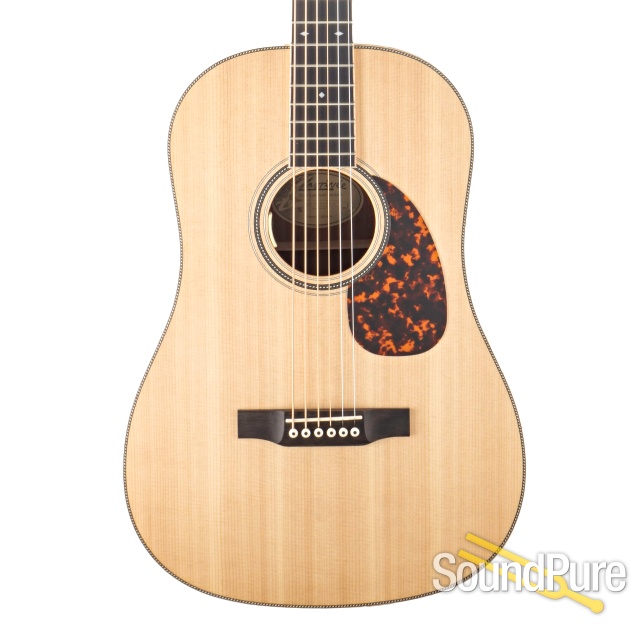 Larrivee BT-40 Baritone Acoustic Guitar #131026 - Used — image 1