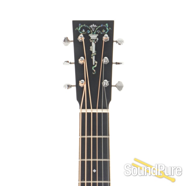 Larrivee BT-40 Baritone Acoustic Guitar #131026 - Used — image 9