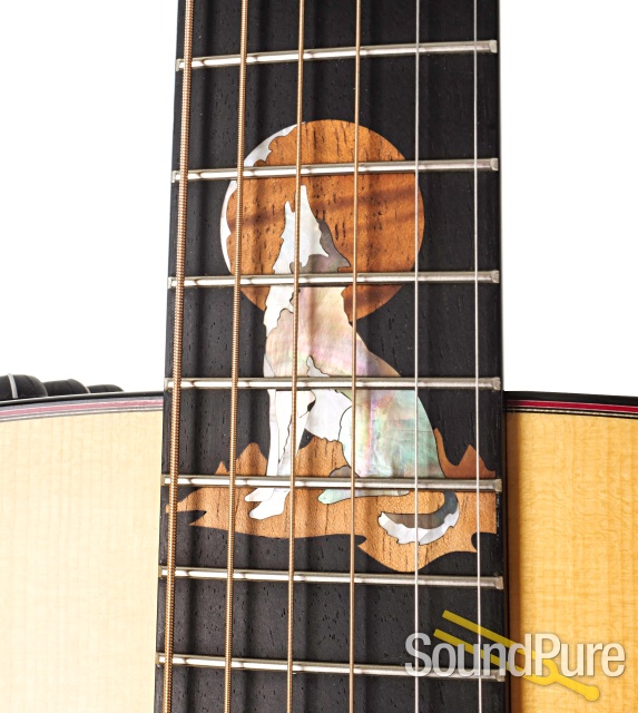 Taylor Custom Dreadnought Acoustic Guitar - Used — image 2