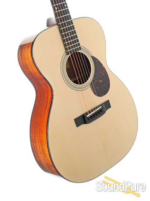 Eastman E10OM Acoustic Guitar #M2200568 - Used — image 2