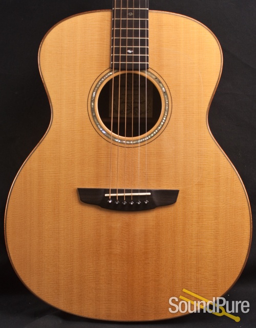 Goodall Concert Jumbo Sitka/Rosewood -used — image 1