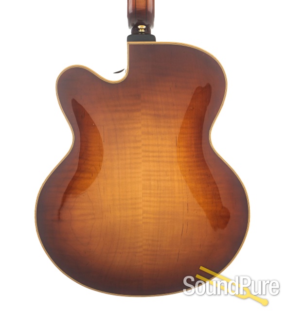 Buscarino Artisan 17" Archtop Guitar #B0641397 - Used — image 5