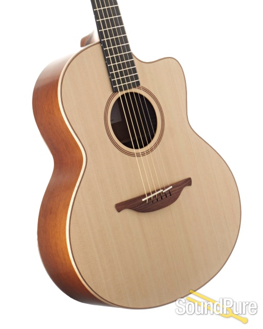 Lowden F20c Acoustic Guitar #27005 - Used — image 2