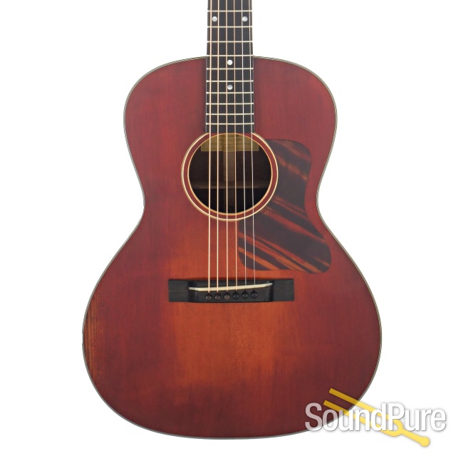 Eastman E10OOSS/V Adirondack/Mahogany Acoustic #M2350464 — image 1