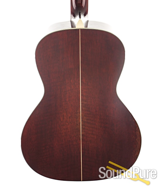 Eastman E10OOSS/V Adirondack/Mahogany Acoustic #M2350468 — image 4