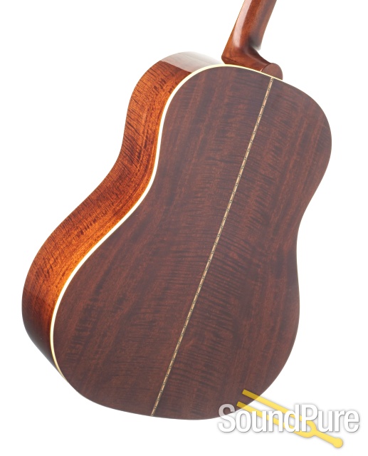 Bourgeois Banjo Killer Slope D Acoustic Guitar #4804 - Used — image 3