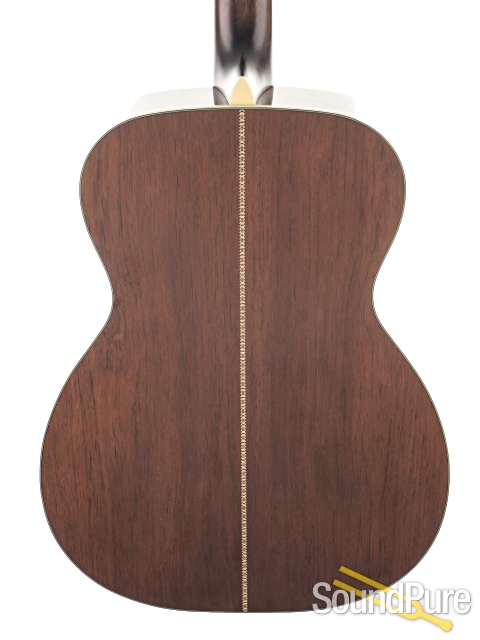 Eastman E20OM-MR-TC Acoustic Guitar #M2402156 — image 4