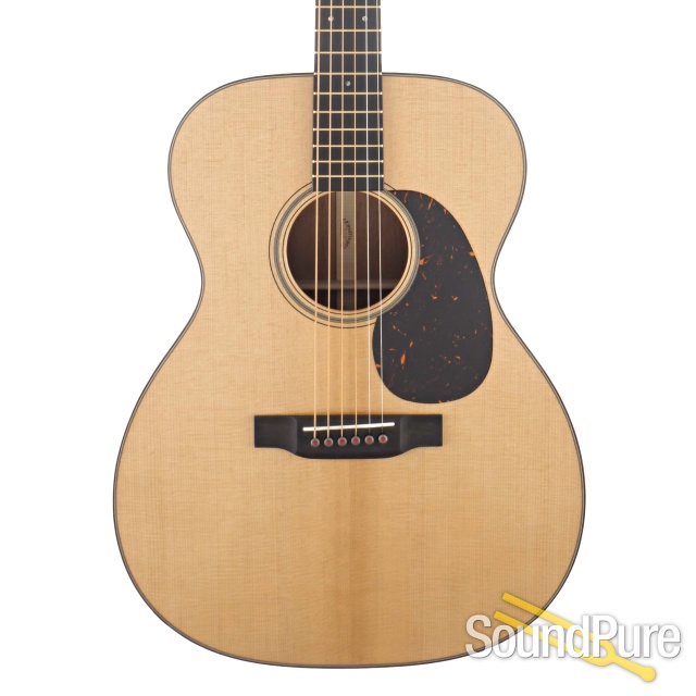 Martin 000-18 Modern Deluxe Acoustic Guitar #2777850 - Used — image 1