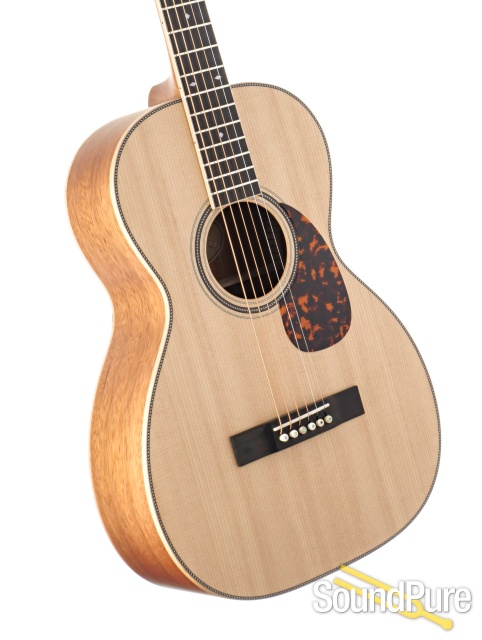 Larrivee 00-40 Acoustic Guitar #140046 - Used — image 2