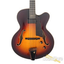 Eastman AR880CE-SB John Pisano Sig. Archtop #13750056 - Used Eastman AR880CE-SB John Pisano Sig. Archtop #13750056 - Used