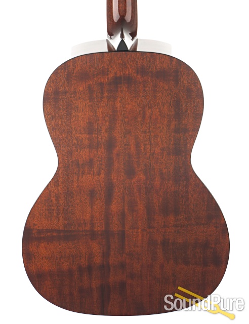 Collings 0001G Quilted Mahogany Guitar #16492 - Used — image 4