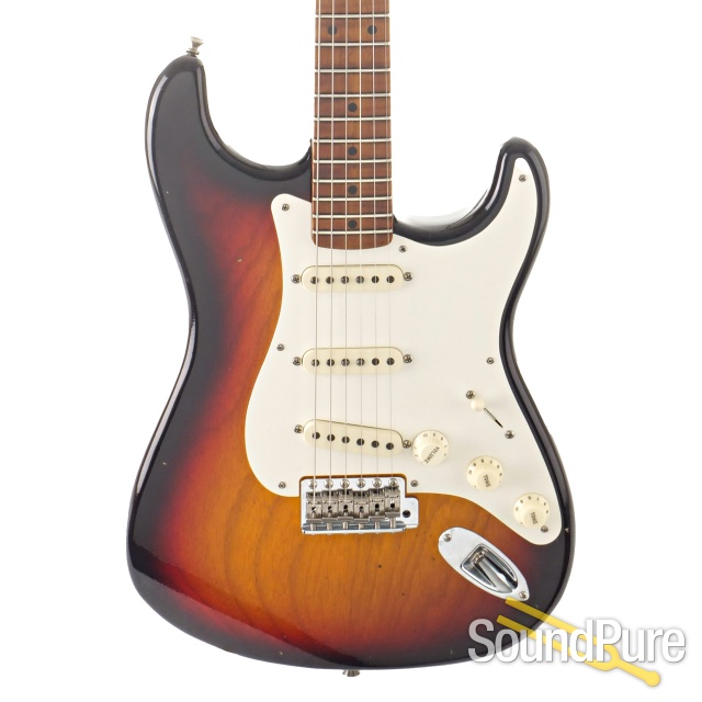 Fender CS Journeyman Closet Classic Strat #CZ563702 - Used — image 1