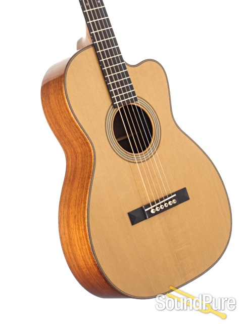Martin 00-12 Custom Addy/Honduran Guitar #1832831 - Used — image 2