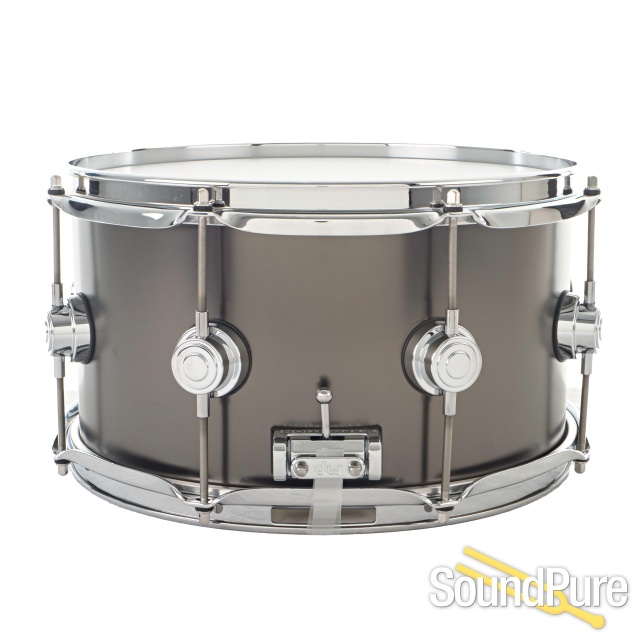 DW VD 7x13 Snare Drum Satin Black Brass w/ Chrome Hardware — image 2
