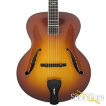 Eastman AR805-GB Archtop Guitar #L2400117