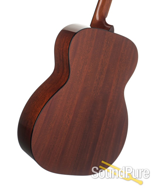 Bourgeois OM Custom Sitka/Mahogany Guitar #3321 - Used — image 3