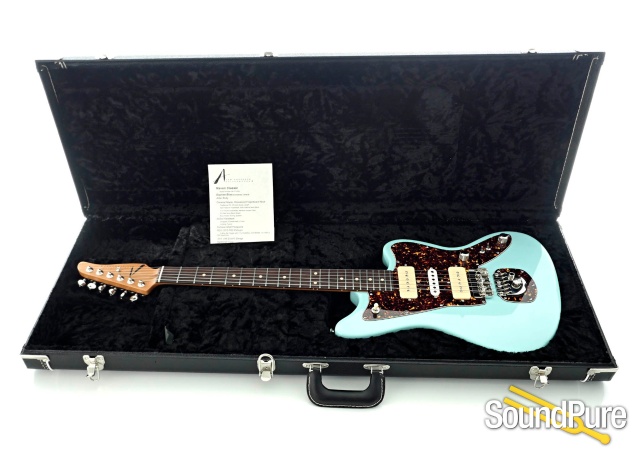 Tom Anderson Raven Classic Electric Guitar #08-27-22N - Used — image 7