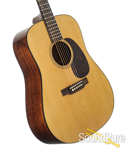 Martin D-18 Acoustic Guitar #2622910 - Used — image 2