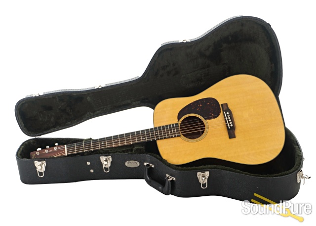 Martin D-18 Acoustic Guitar #2622910 - Used — image 4