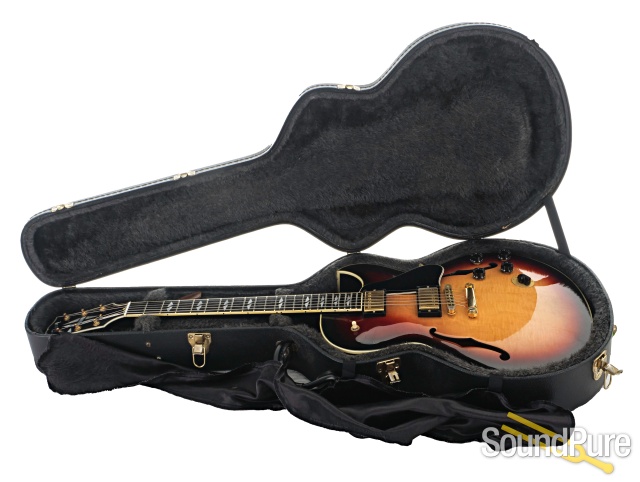 Gibson Custom Shop ES-137 Electric Guitar #00327727 - Used — image 5