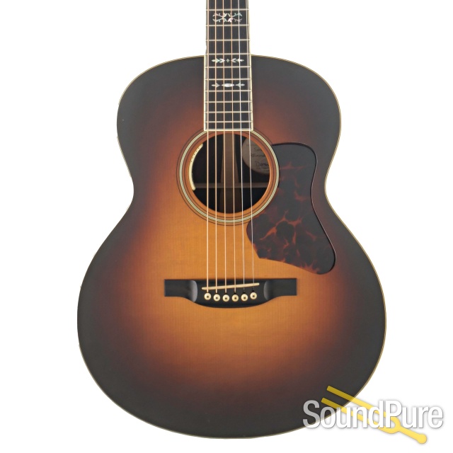 Bourgeois Custom Small Jumbo Acoustic Guitar #6557 - Used — image 1