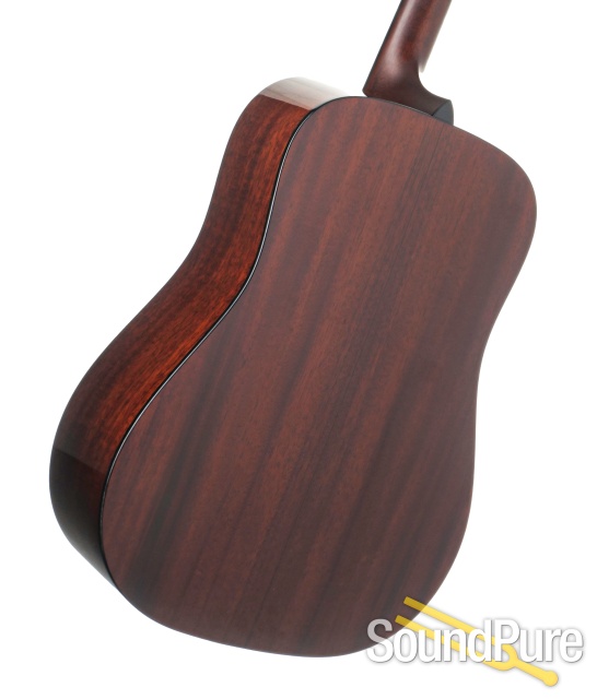 Bourgeois Touchstone D Country Boy Guitar #T2403247 - Used — image 3