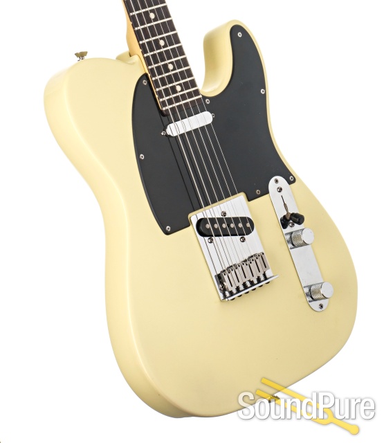 Fender American Series Telecaster Guitar #Z3148321 - Used — image 2